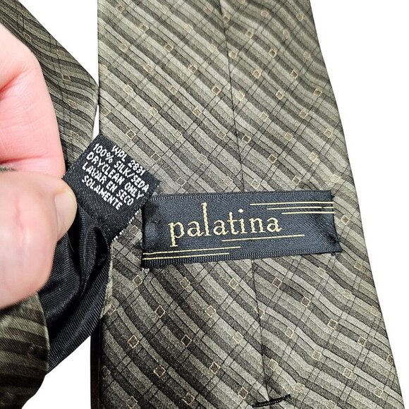 Palatina Mens Classic‎ Striped Tie In Olive Green With Subtle Geometric Design - Picture 4 of 5